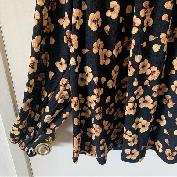 NEW Ava & Viv ✨ Golden Floral Long Sleeve Top Size 1X - Picture 6 of 10